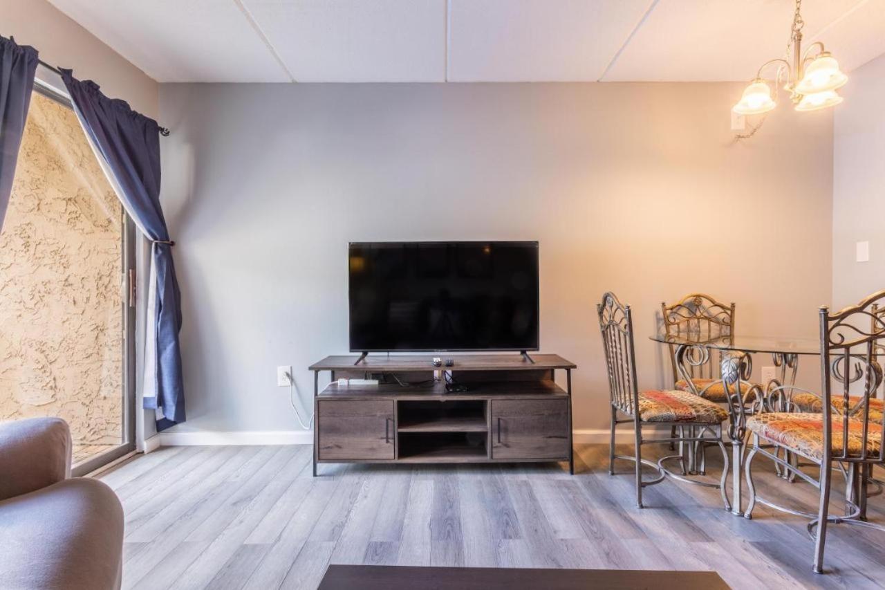 Family Bear Condos, Full King Suite, Kitchen, Pool Access Unit 103 Gatlinburg Ngoại thất bức ảnh